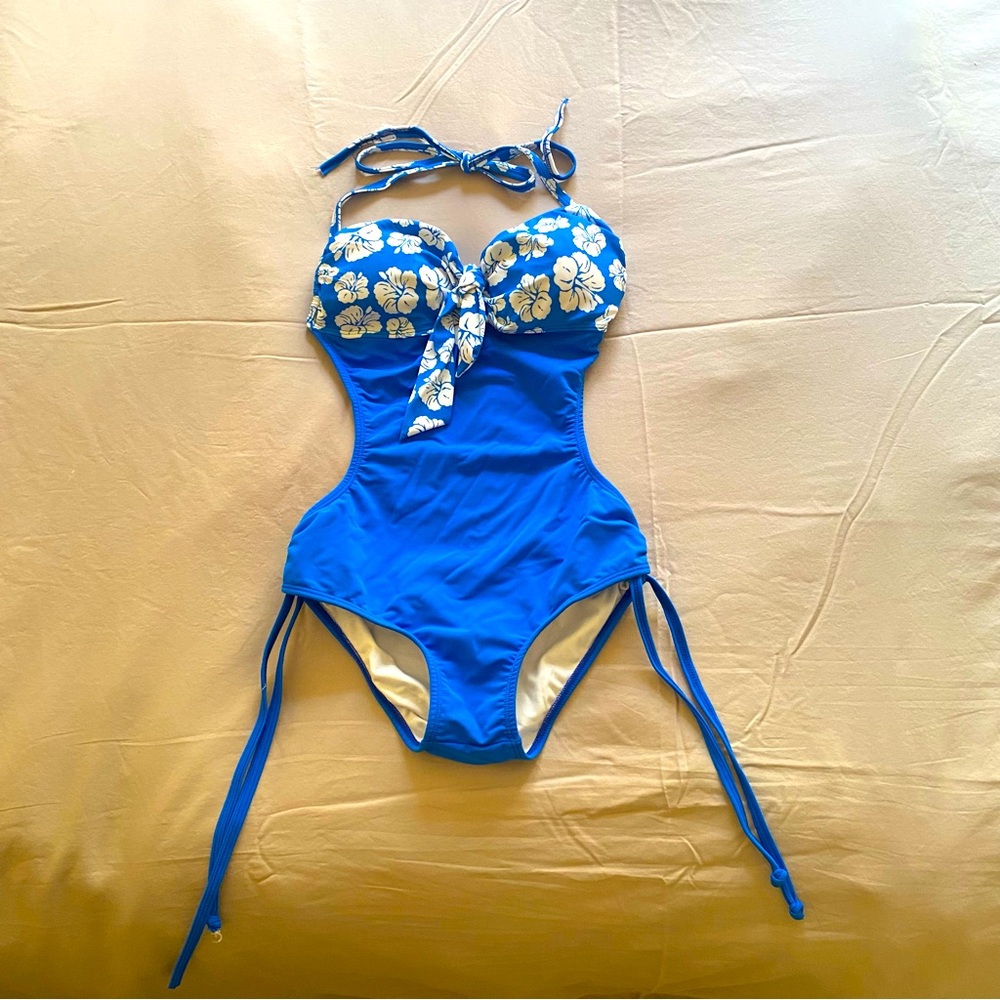 Blue Floral Stylish Swimsuit